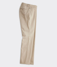 Load image into Gallery viewer, Vineyard Vines On-The-Go Pant in Khaki