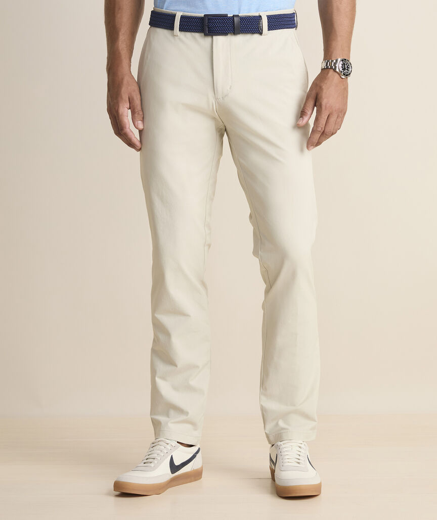 Vineyard Vines On-The-Go Pant in Stone