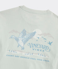 Load image into Gallery viewer, Vineyard Vines Duck Over Marsh LS Tee