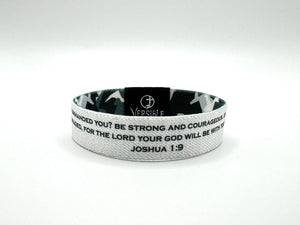 Versible Stone Camo Bible Verse Wristband