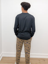 Load image into Gallery viewer, Burlebo Go To Tee Long Sleeve in Midnight Black