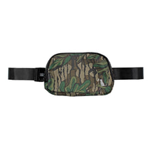 Load image into Gallery viewer, Local Girl Cross Body Bag in Green Leaf