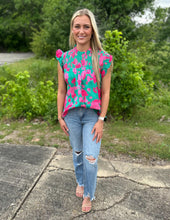 Load image into Gallery viewer, Lift You Up Floral Blouse