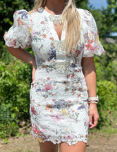 Load image into Gallery viewer, Keep Your Eyes on Me Floral Dress