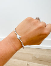 Load image into Gallery viewer, Kendra Scott Cheer Stretch Bracelet in Silver/White MOP