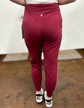 Load image into Gallery viewer, For Tonight Joggers Burgundy