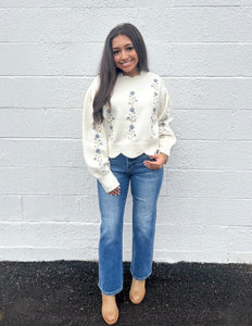 Cute Pick Embroidered Floral Sweater