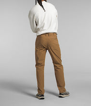 Load image into Gallery viewer, The North Face Men's Sprag 5-Pocket Pants in Utility Brown