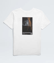 Load image into Gallery viewer, North Face Boys&#39; Graphic SS Tee TNF White