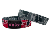 Load image into Gallery viewer, Versible River Rock Camo Pink &amp; Ash Tap to Pray Wristband