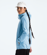 Load image into Gallery viewer, The North Face Women&#39;s Alta Vista Jacket in Cornflower Blue