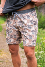 Load image into Gallery viewer, Burlebo 7&quot; Pintail Camo Athletic Shorts