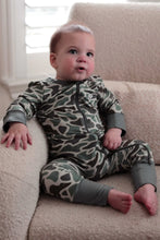 Load image into Gallery viewer, Burlebo Retro Duck Camo Baby Full Zip