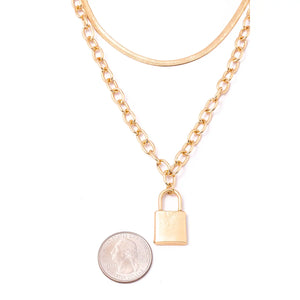 Layered Chain Paddock Pendant Necklace