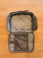 Load image into Gallery viewer, Burlebo Gauge Camo Lunchbox