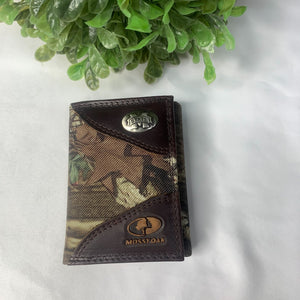 Mossy Oak Canvas Trifold Wallet