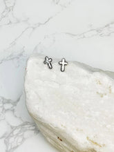 Load image into Gallery viewer, Hammered Matte Silver Cross Stud Earrings