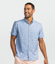 Load image into Gallery viewer, Southern Shirt Men&#39;s Coconut Grove Baja Shirt SS